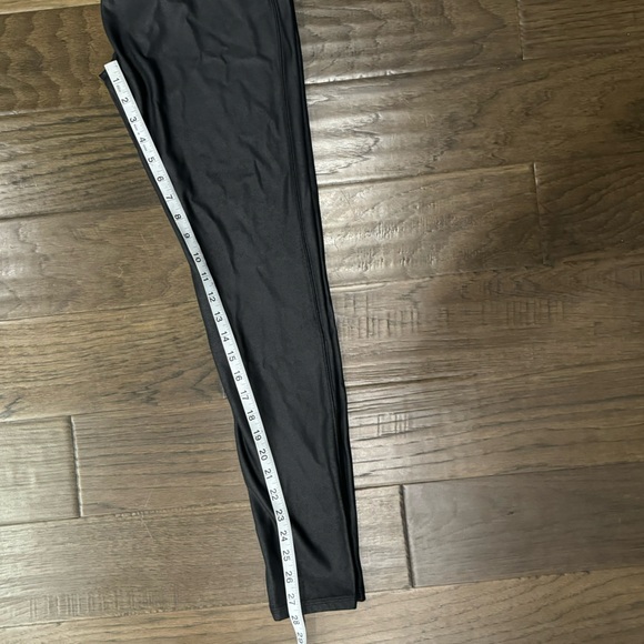 Time and Tru Leggings - Picture 6 of 7